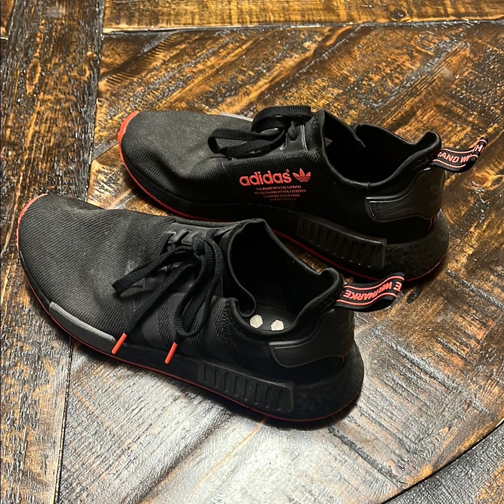 Adidas NMD R1 Core Black Solar Red